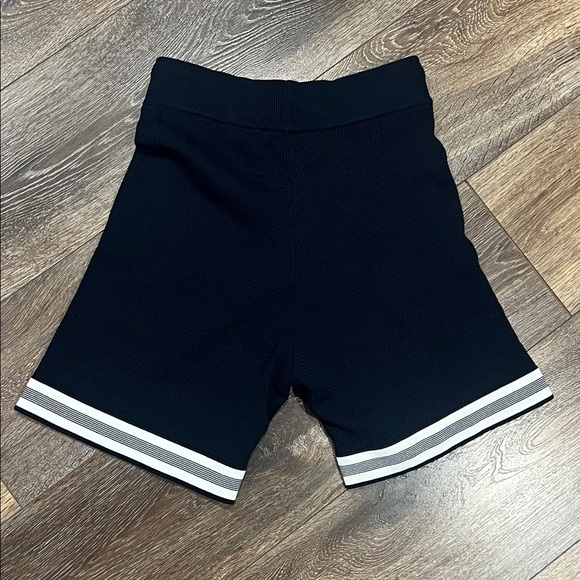 RAITH CROCHET KNIT SHORTS IN NAVY ☀️🚤 - Picture 4 of 6